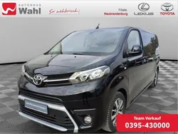 Schwarz Gebraucht 2024 Toyota Proace Verso Team Kombi | 40.900 € (Fairer Preis)