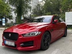Rot Gebraucht 2015 Jaguar XE R-Sport Limousine | 12.900 € (Etwas zu teuer)