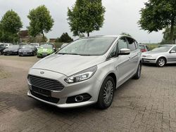 Silber Gebraucht 2019 Ford S-MAX Titanium Van / Kleinbus | 8.999 € (Teuer)