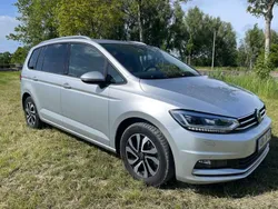 Silber Gebraucht 2023 VW Touran Active Van / Kleinbus | 31.500 € (Fairer Preis)