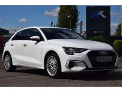 Ibisweiss Gebraucht 2023 Audi A3 Sportback Advanced Plus Limousine | 22.889 € (Guter Preis)