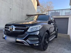 Schwarz Gebraucht 2015 Mercedes GLE250 SUV | 26.800 € (Etwas zu teuer)