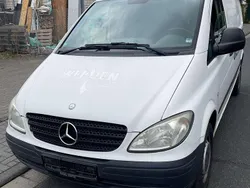Weiß Gebraucht 2010 Mercedes Vito Van / Kleinbus | 4.750 € (Guter Preis)