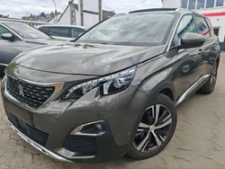 Grau Gebraucht 2019 Peugeot 5008 Allure Van / Kleinbus | 13.685 € (Fairer Preis)
