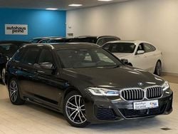 Grau Gebraucht 2022 BMW 520 M Sport Limousine | 33.897 € (Guter Preis)
