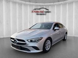 Silber Gebraucht 2021 Mercedes CLA180 Shooting Brake Kombi | 16.450 € (Fairer Preis)