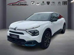 Polarweiss /zweis Gebraucht 2022 Citroën e-C4 Shine Limousine | 17.980 € (Fairer Preis)
