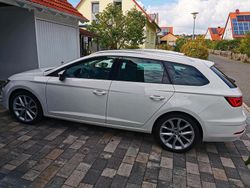 Weiß Gebraucht 2017 Seat Leon ST FR Kombi | 14.400 € (Etwas zu teuer)