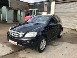 Blau Gebraucht 2008 Mercedes ML350 SUV | 10.900 € (Etwas zu teuer)