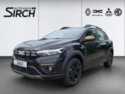 Schwarz Neu 2025 Dacia Sandero Extreme Kleinwagen | 22.020 € (Etwas zu teuer)