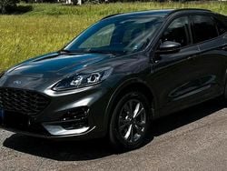 Grau Gebraucht 2023 Ford Kuga SUV | 29.800 € (Fairer Preis)