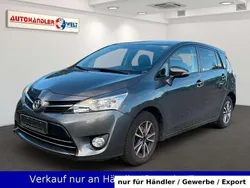 Grau Gebraucht 2015 Toyota Verso Skyview Edition Van / Kleinbus | 10.999 € (Superpreis)