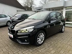 Schwarz Gebraucht 2014 BMW 220 Active Tourer Basis Van / Kleinbus | 9.990 €