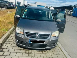 Silber Gebraucht 2007 VW Touran Van / Kleinbus | 3.900 € (Etwas zu teuer)