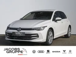 Weiß Neu 2025 VW Golf VIII Style Limousine | 31.560 € (Fairer Preis)