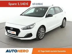 Weiß Gebraucht 2018 Hyundai i30 Passion Plus Limousine | 16.050 € (Guter Preis)