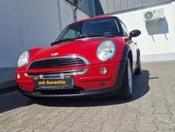 Rot Gebraucht 2002 Mini ONE Kleinwagen | 2.700 € (Fairer Preis)
