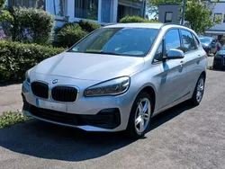 Grau Gebraucht 2018 BMW 218 Active Tourer Advantage Van / Kleinbus | 16.750 € (Fairer Preis)