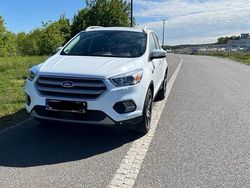 Weiß Gebraucht 2016 Ford Kuga SUV | 12.900 € (Guter Preis)