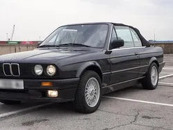 Schwarz Gebraucht 1991 BMW 318 Cabriolet Cabrio | 16.750 €
