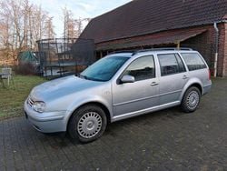 Silber Gebraucht 2003 VW Golf IV Kombi | 1.250 € (Guter Preis)