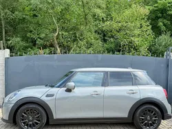 Grau Gebraucht 2021 Mini ONE Kleinwagen | 16.555 € (Fairer Preis)