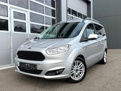 Silber Gebraucht 2017 Ford Tourneo Courier Titanium Van / Kleinbus | 7.990 € (Guter Preis)