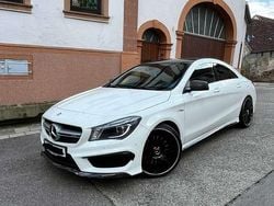 Weiß Gebraucht 2015 Mercedes CLA45 AMG AMG Coupé | 25.500 € (Guter Preis)