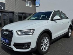Weiß Gebraucht 2012 Audi Q3 Comfort SUV | 14.299 € (Fairer Preis)