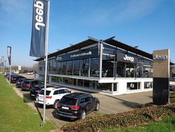 Weiß Gebraucht 2021 Jeep Compass Limited SUV | 22.990 € (Fairer Preis)