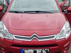Rot Gebraucht 2016 Citroën C3 PureTech Kleinwagen | 6.000 € (Guter Preis)