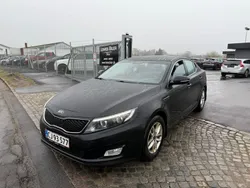 Schwarz Gebraucht 2014 Kia Optima Attract Limousine | 4.900 € (Guter Preis)