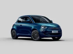 Grün Neu 2025 Fiat 500e La Prima | 31.690 € (Etwas zu teuer)