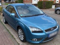 Blau Gebraucht 2007 Ford Focus Cabriolet Cabrio | 3.100 € (Fairer Preis)