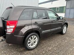 Braun Gebraucht 2013 Suzuki Grand Vitara SUV | 15.500 €