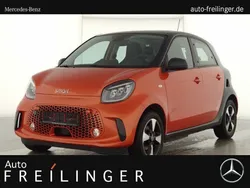 Orange Gebraucht 2021 Smart ForFour Electric Drive Exclusive Limousine | 13.900 € (Teuer)