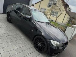Schwarz Gebraucht 2007 BMW 325 Limousine | 5.999 € (Fairer Preis)
