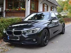 Schwarz Gebraucht 2017 BMW 318 Advantage Kombi | 10.500 € (Guter Preis)