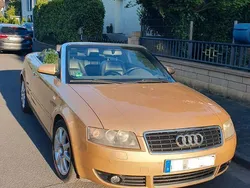 Gold Gebraucht 2004 Audi A4 Cabriolet Sport Cabrio | 4.900 € (Guter Preis)