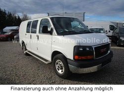 Weiss Gebraucht 2016 GMC Savana Van | 32.999 €