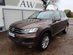 Braun Gebraucht 2011 VW Touareg S SUV | 12.200 € (Guter Preis)