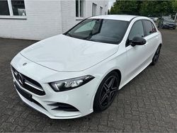 Weiß Gebraucht 2020 Mercedes A180 AMG line Kleinwagen | 20.999 € (Fairer Preis)