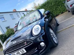 Schwarz Gebraucht 2017 Mini Cooper SD Kleinwagen | 18.900 € (Etwas zu teuer)