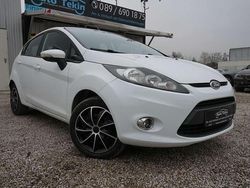 Frost weiã Gebraucht 2012 Ford Fiesta Kleinwagen | 6.890 € (Teuer)