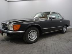 Schwarz Gebraucht 1982 Mercedes 380 Cabrio | 27.999 €