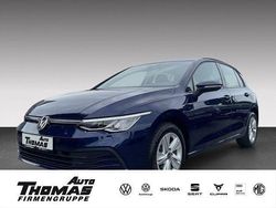 Blau Gebraucht 2021 VW Golf VIII Life Limousine | 18.900 € (Fairer Preis)