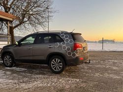 Grau Gebraucht 2012 Kia Sorento Spirit SUV | 10.000 € (Etwas zu teuer)