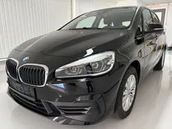 Schwarz Gebraucht 2021 BMW 218 Active Tourer Advantage Van / Kleinbus | 14.900 € (Superpreis)