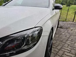 Gebraucht 2019 Mercedes C200 AMG line Kombi | 28.699 € (Teuer)
