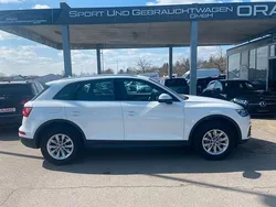Weiß Gebraucht 2020 Audi Q5 Basis SUV | 31.400 € (Fairer Preis)
